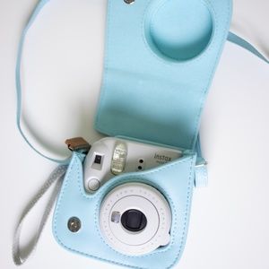 Instax Mini 9 Poloroid Camera w/ Blue Case + Film